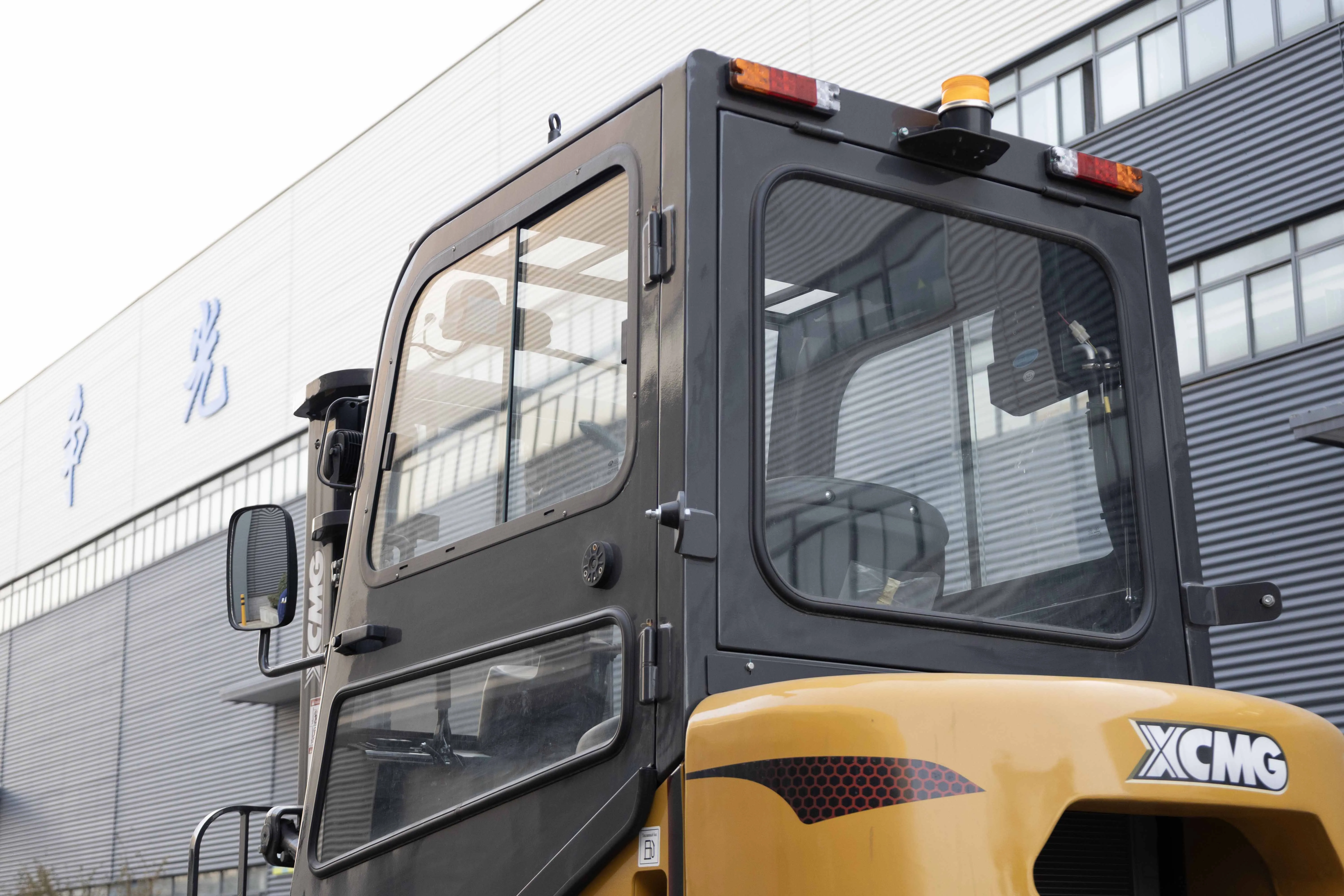 XCMG Official Internal Combustion Forklift Xcf20kt Diesel Hydraulic Forklift Hot Sale